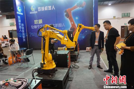 “2017中國機電交易博覽會”現(xiàn)場 張煜歡 攝 “2017中國機電交易博覽會”現(xiàn)場 張煜歡 攝